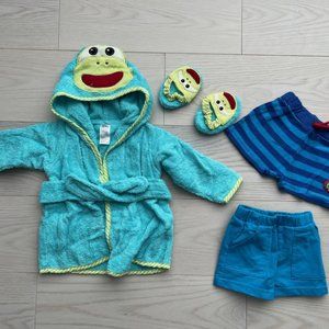 Set of 3 Baby Girl Robe Slippers and Shorts 0 - 6 months